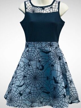 Spirit Black and Gray Spiderweb Overlay Party Dress